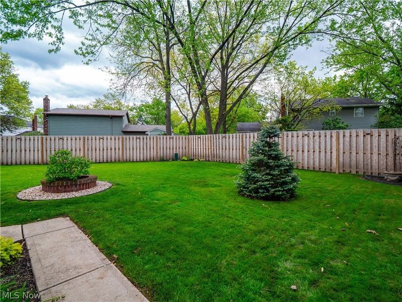 17175 Misty Lake Drive , Strongsville, OH 44136 Photo 42
