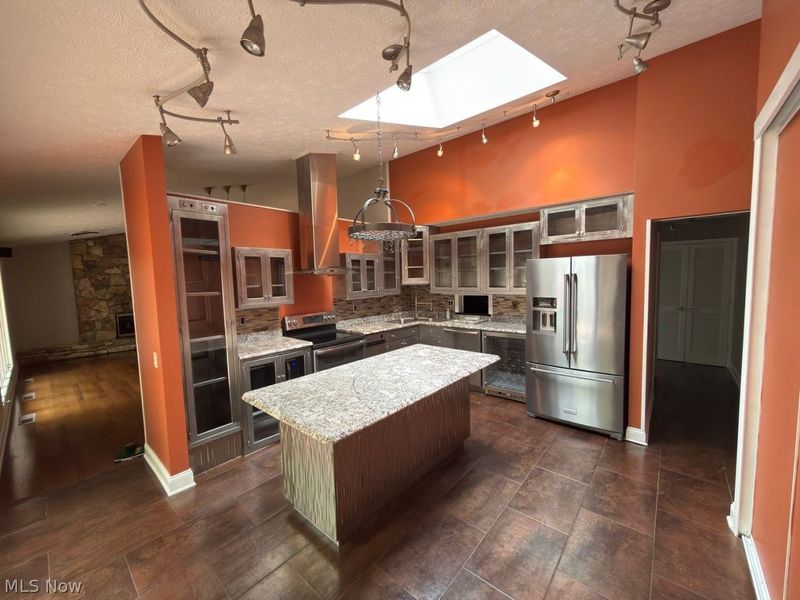 10648 Oak Branch Trail , Strongsville, OH 44149 Photo 12