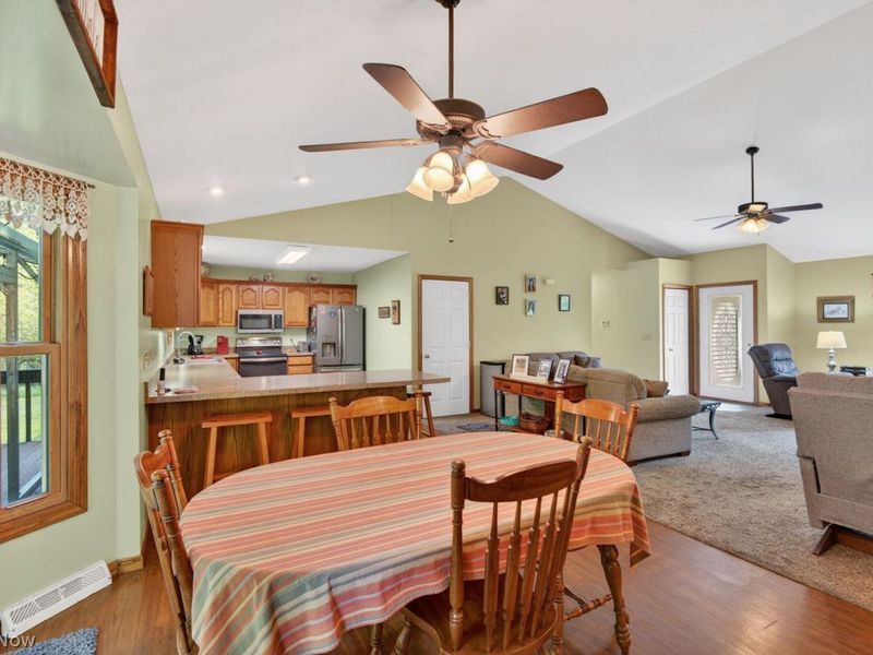 15408 Rock Creek Road , Chardon, OH 44024 Photo 13