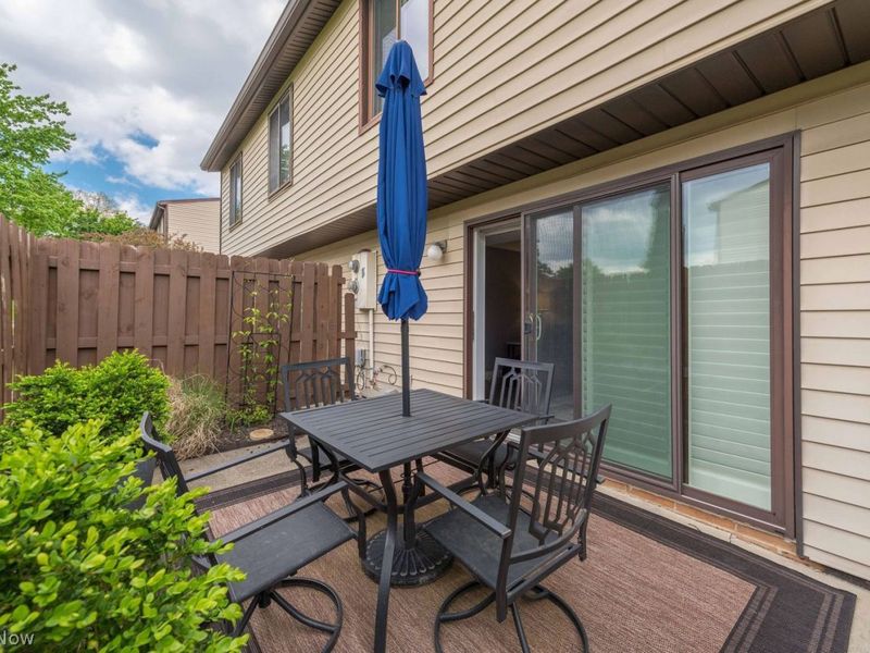 15057 Pine Valley Trail , Middleburg Heights, OH 44130 Photo 19