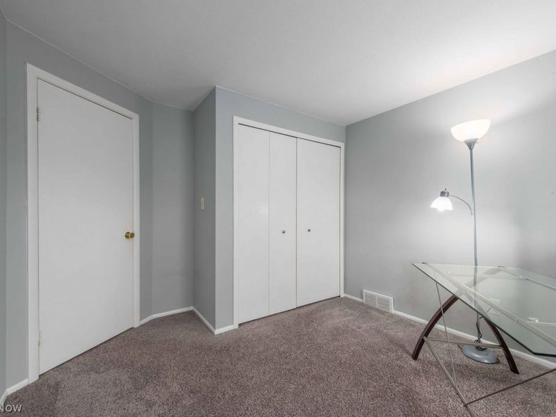 15057 Pine Valley Trail , Middleburg Heights, OH 44130 Photo 34