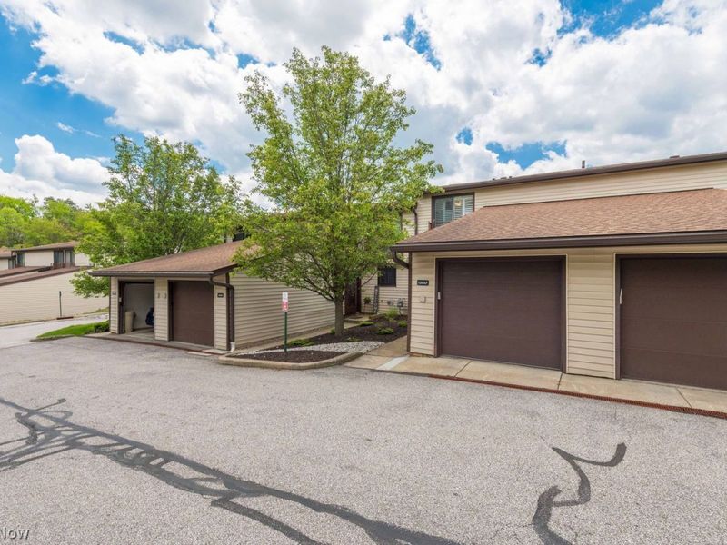 15057 Pine Valley Trail , Middleburg Heights, OH 44130 Photo 36