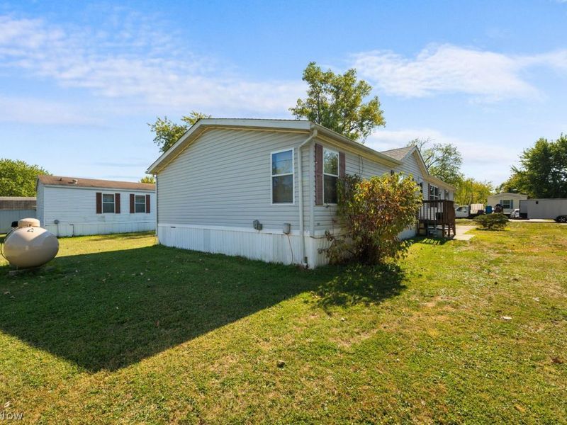 4784 Timberview Drive , Ravenna, OH 44266 Photo 2