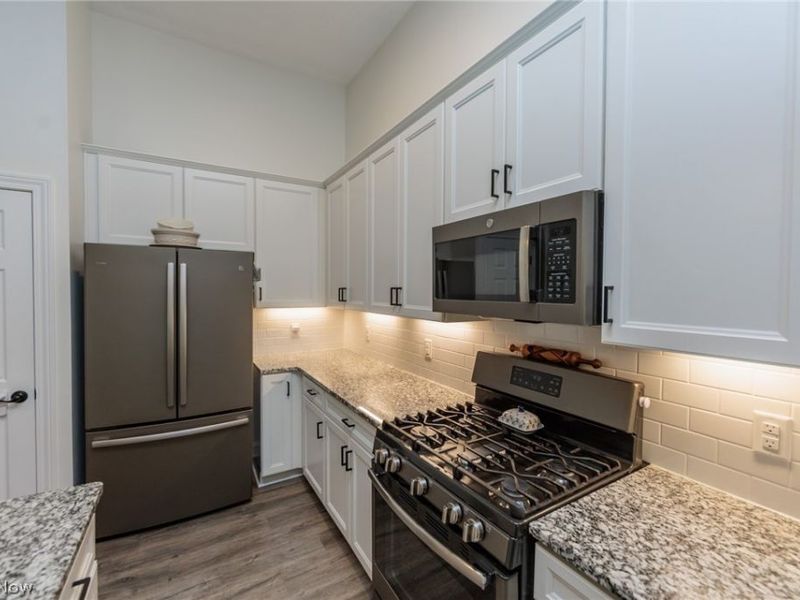 6736 Amber Way , North Ridgeville, OH 44039 Photo 13