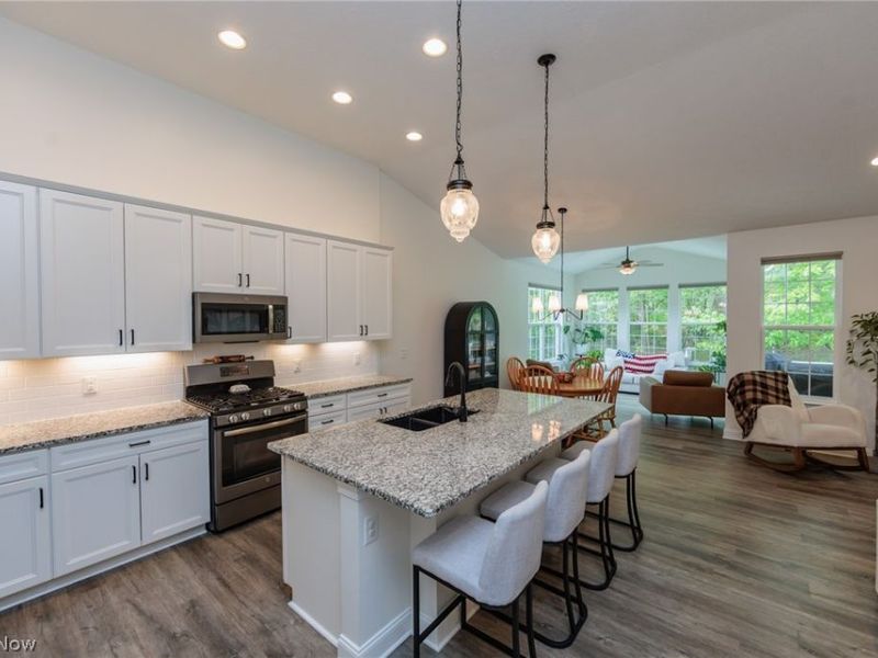6736 Amber Way , North Ridgeville, OH 44039 Photo 9