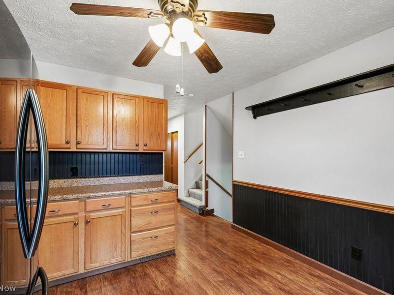 2212 Zircon Street NE, Canton, OH 44721 Photo 10