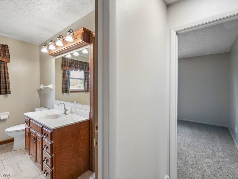 2212 Zircon Street NE, Canton, OH 44721 Photo 14