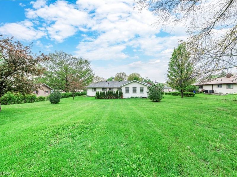 9778 Sunny Lane , Streetsboro, OH 44241 Photo 2