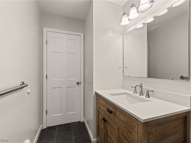 15654 Rademaker Drive , Brook Park, OH 44142 Photo 13