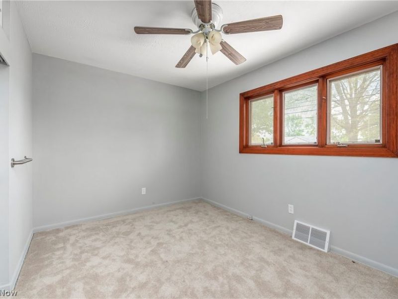 15654 Rademaker Drive , Brook Park, OH 44142 Photo 15