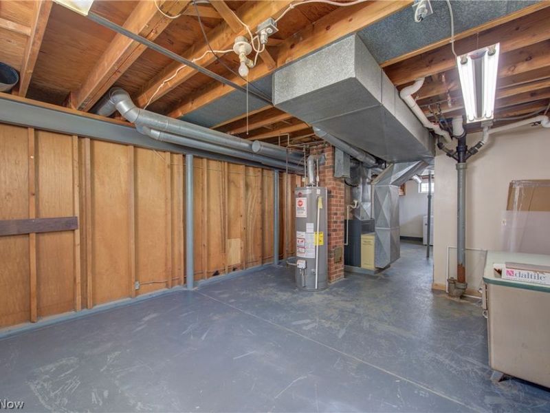 15654 Rademaker Drive , Brook Park, OH 44142 Photo 27