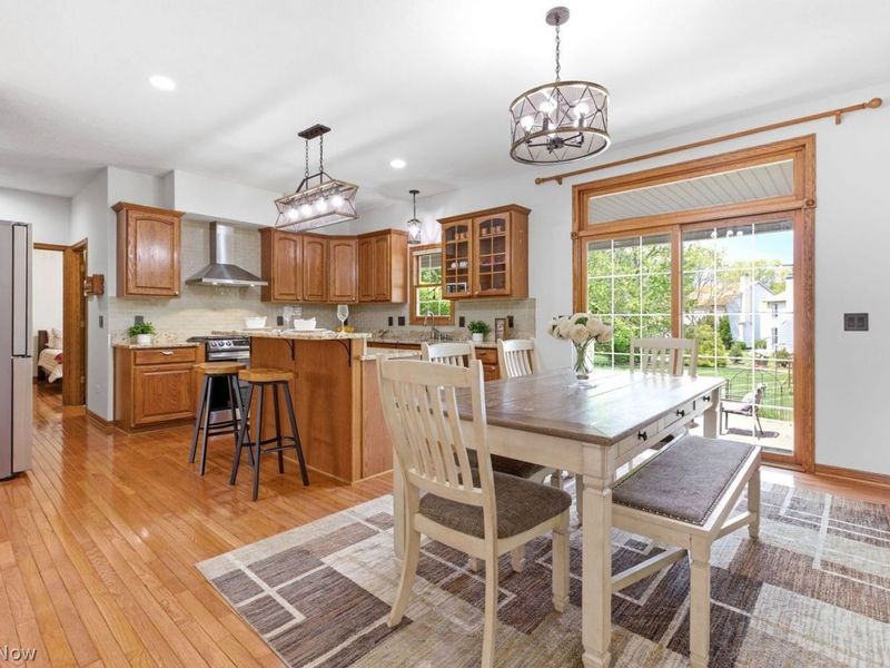 15142 Old Oak Drive , Strongsville, OH 44149 Photo 16