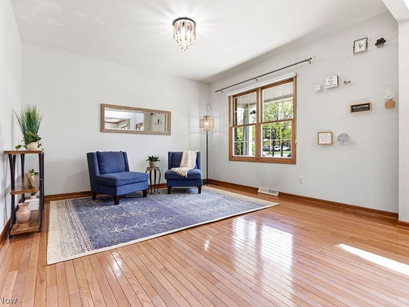 15142 Old Oak Drive , Strongsville, OH 44149 Photo 6