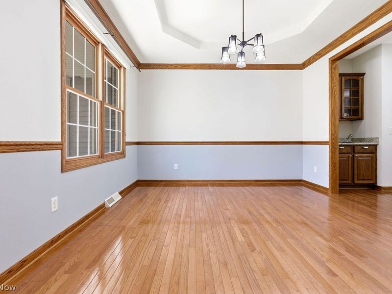 15142 Old Oak Drive , Strongsville, OH 44149 Photo 7