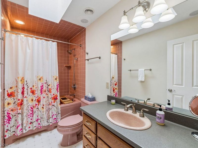 8250 Wilhite Drive , Wadsworth, OH 44281 Photo 41