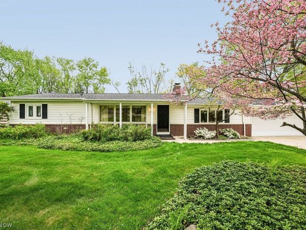 6645 Somerset Drive , Brecksville, OH 44141