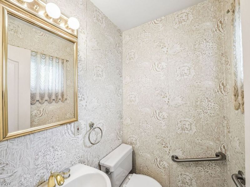 6645 Somerset Drive , Brecksville, OH 44141 Photo 14