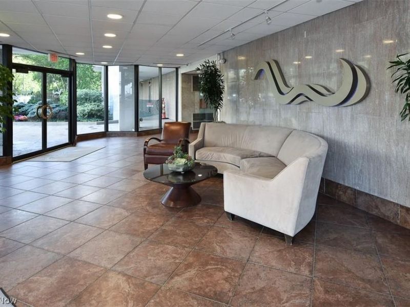 12700 Lake Avenue , Unit 1610, Lakewood, OH 44107 Photo 2
