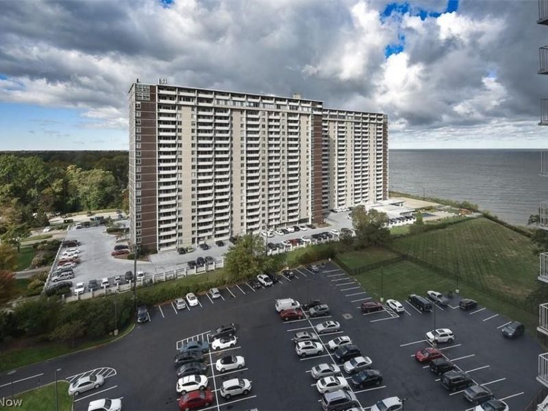 12700 Lake Avenue , Unit 1610, Lakewood, OH 44107 Photo 22