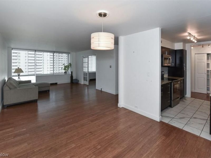 12700 Lake Avenue , Unit 1610, Lakewood, OH 44107 Photo 8