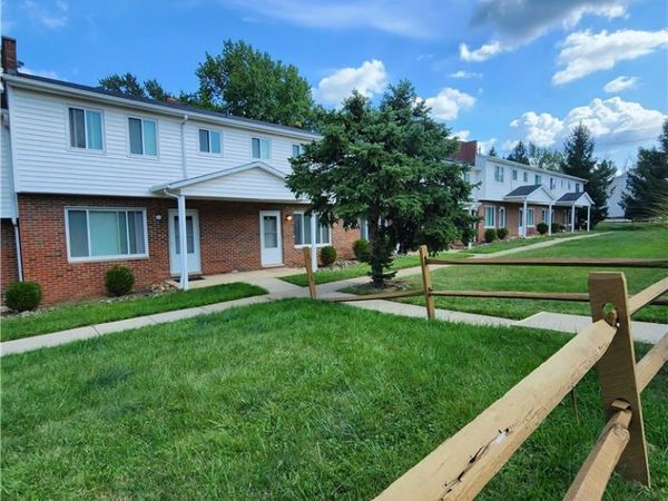 123 E Sprague Road , Seven Hills, OH 44131