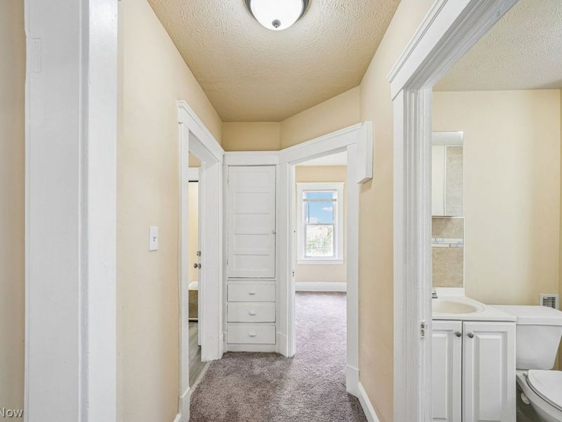 9606 Adams Avenue , Cleveland, OH 44108 Photo 33