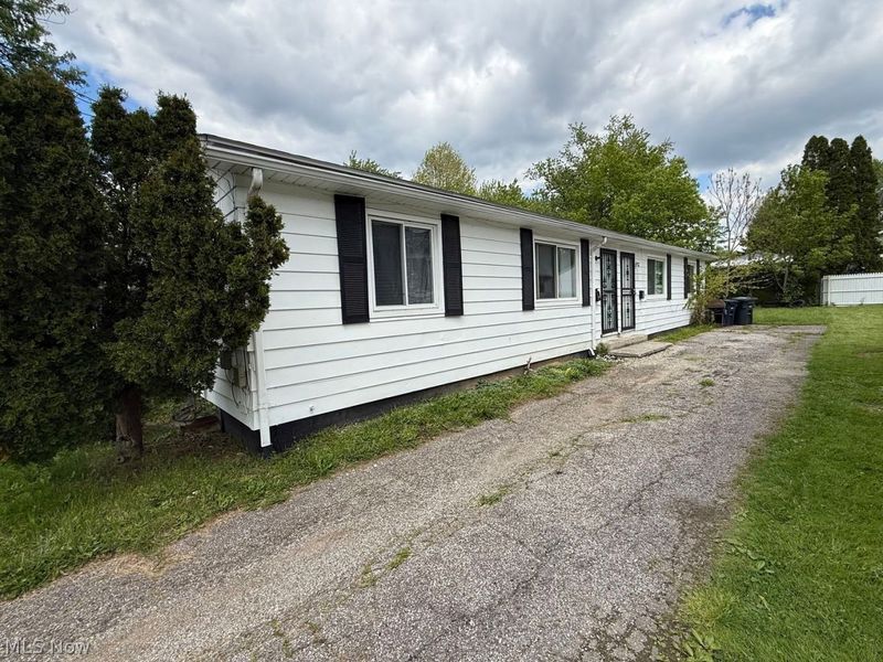 645-647 Van Everett Avenue , Akron, OH 44306 Photo 2