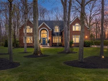 6162 Chagrin Highlands Drive, Solon, OH 44139