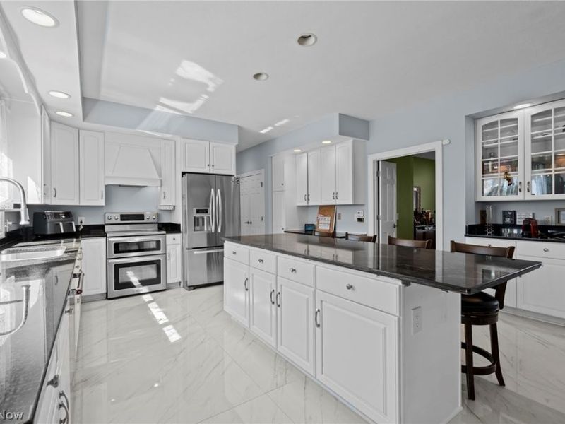 6162 Chagrin Highlands Drive, Solon, OH 44139 Photo 16