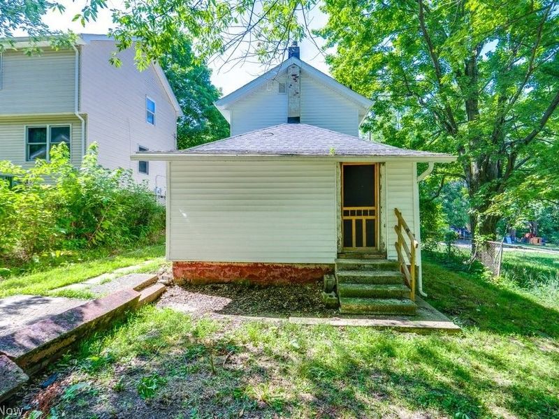 1213 Smithfarm Avenue, Akron, OH 44305 Photo 5