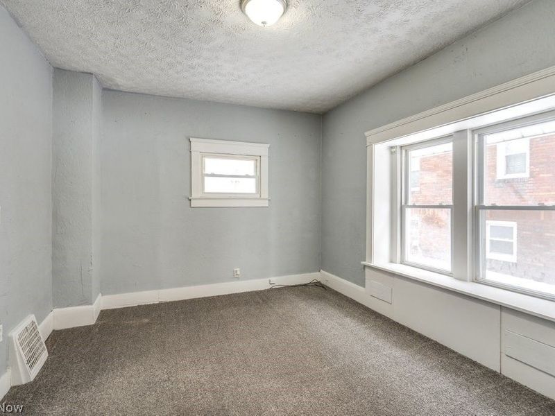 2100 12th Street SW, Akron, OH 44314 Photo 11