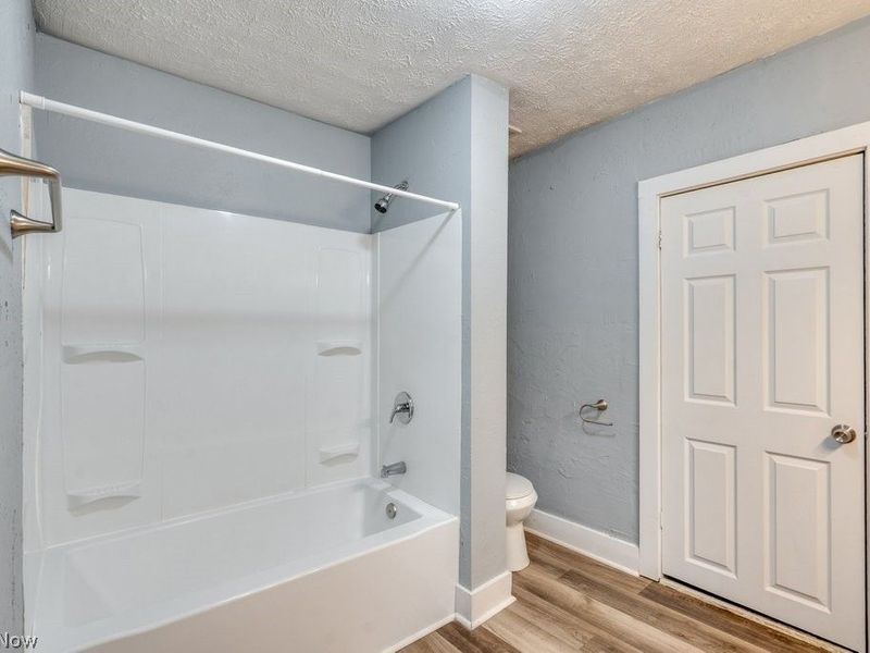 2100 12th Street SW, Akron, OH 44314 Photo 21