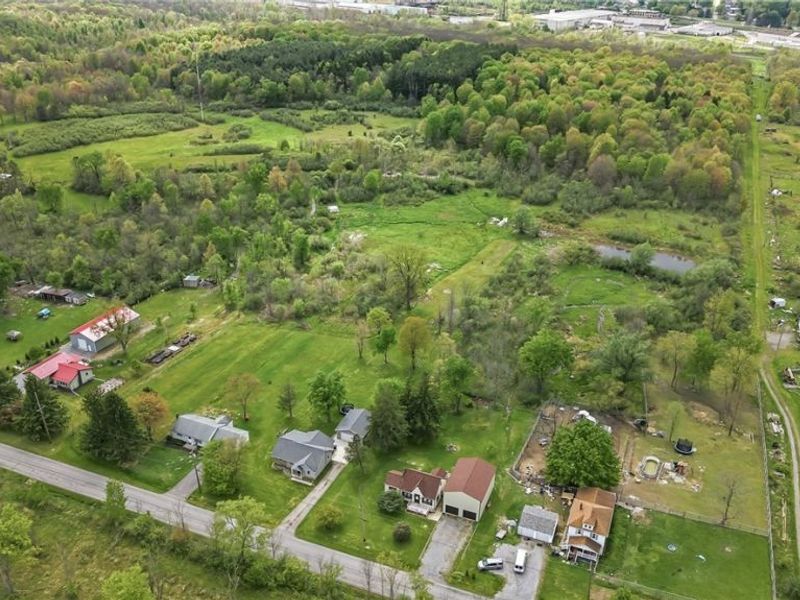1532 S Stateline Road , Masury, OH 44438 Photo 12