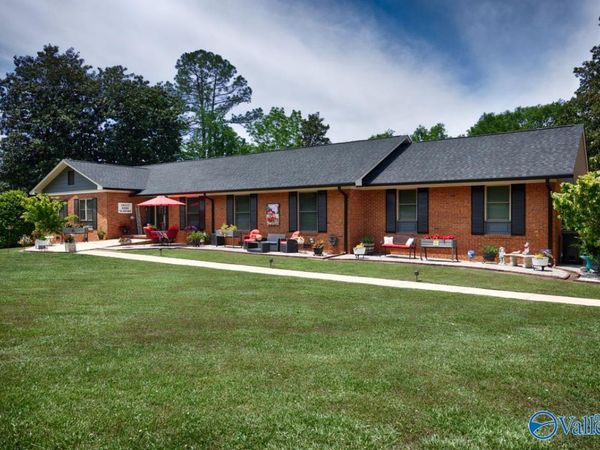 912 Buchanan Street, Scottsboro, AL 35768