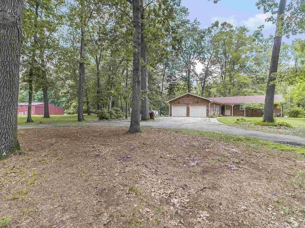 2600 Meanwell Road, Petersburg, MI 49270