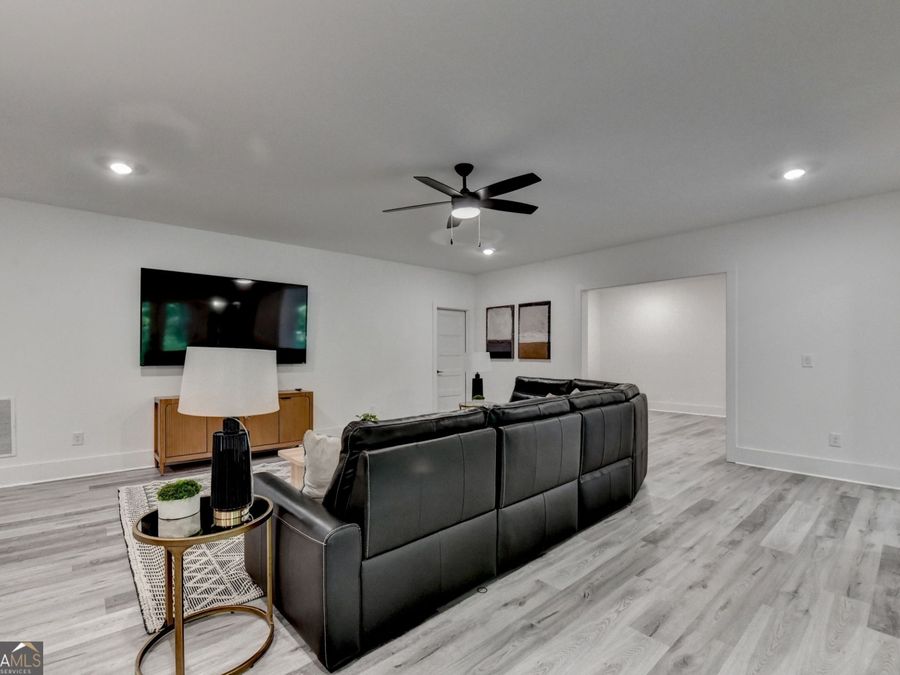 Property Image 79