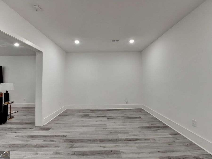 Property Image 83