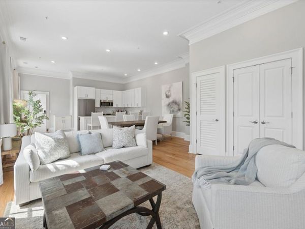 200 W Washington St, Unit B, Madison, GA 30650