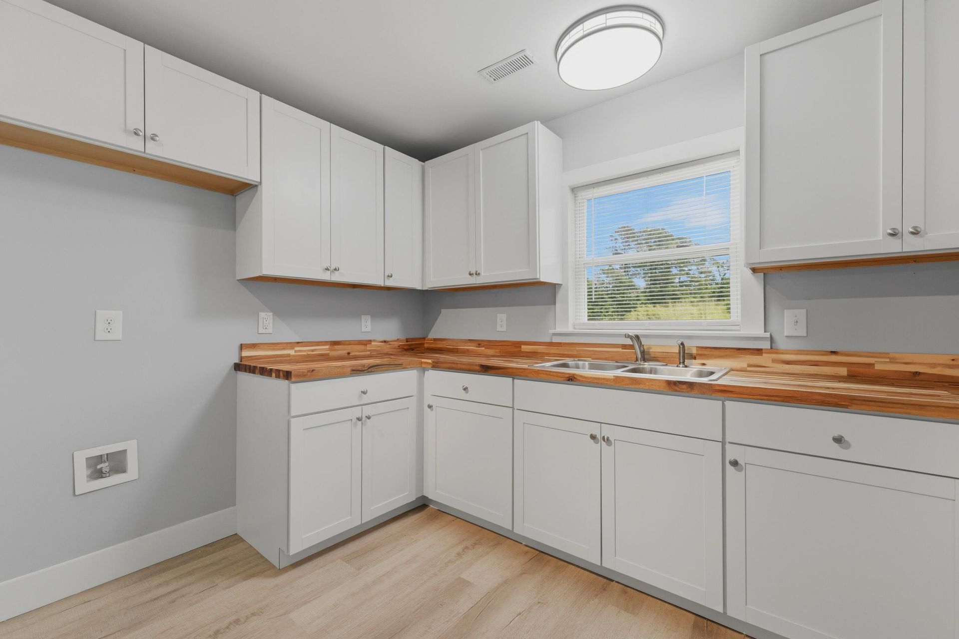 141 Kylie Lane Photo 8