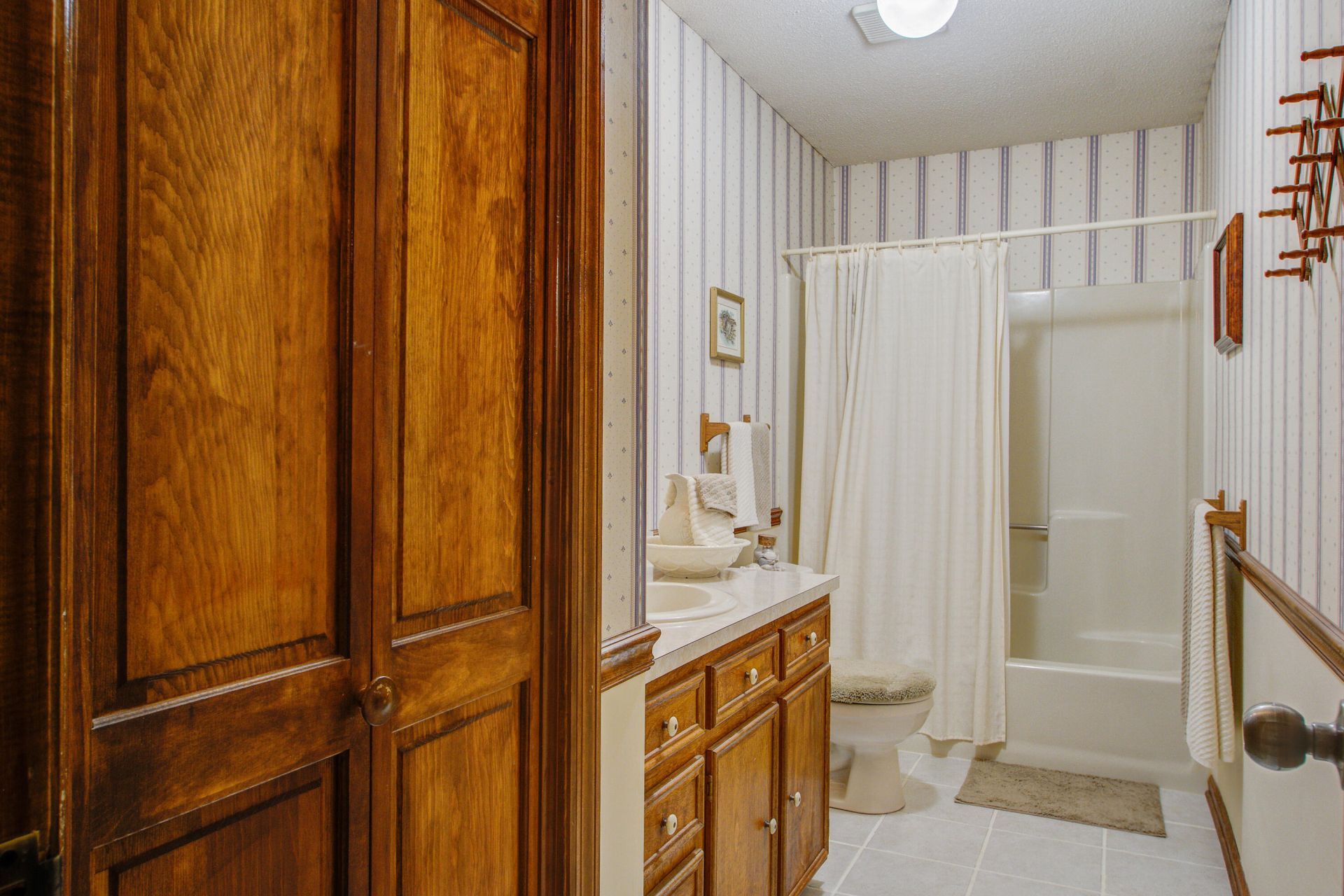 663 Hickory Hill Road Photo 27
