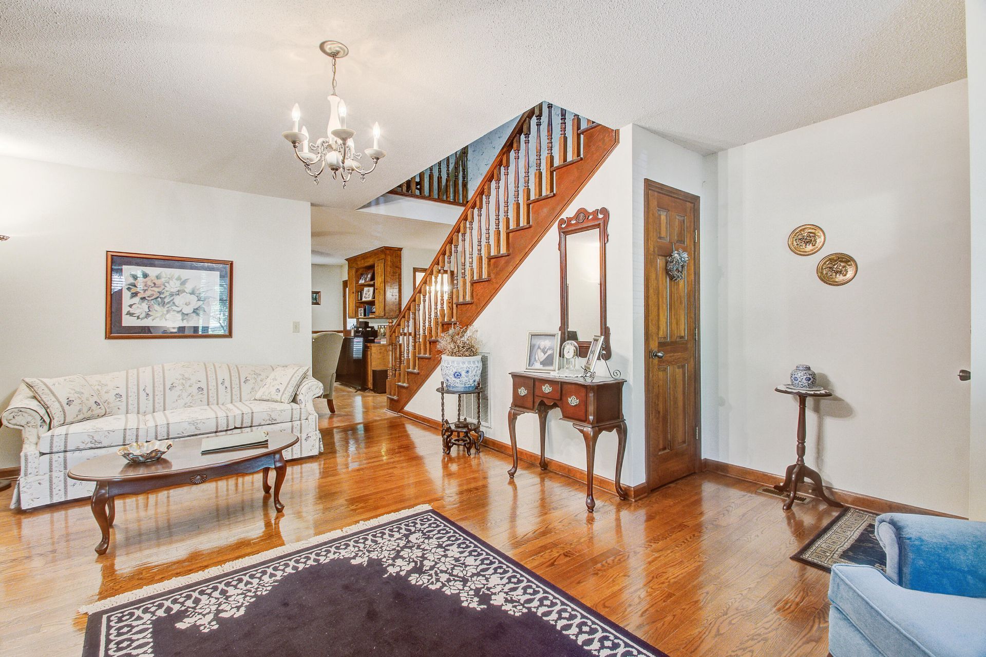 663 Hickory Hill Road Photo 7