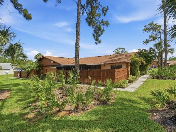5563 Foxlake DR, NORTH FORT MYERS, FL 33917