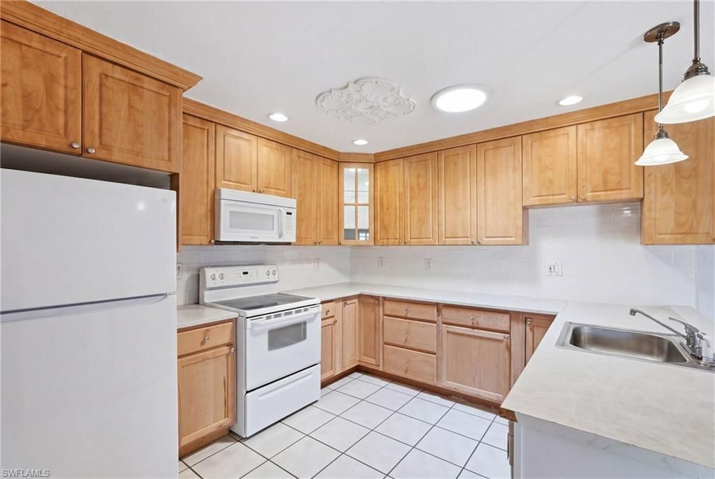 5563 Foxlake Dr, North Fort Myers, FL 33917 Photo