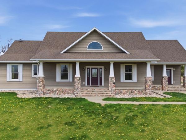 26156 40th Avenue S, Hawley, MN 56549