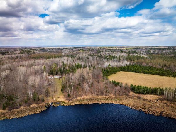 93001 DeLong Road , Wrenshall, MN 55749