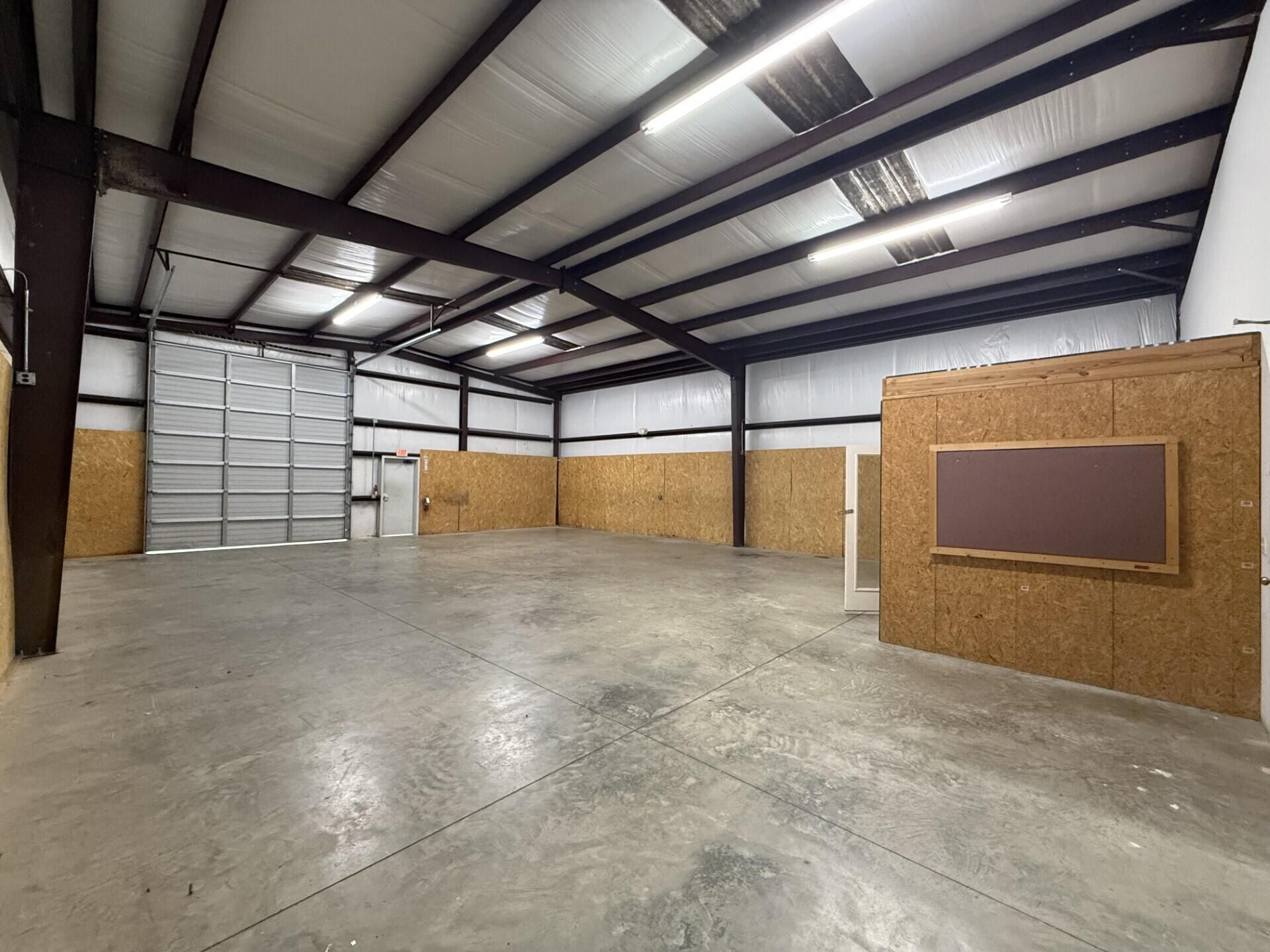 213 College Park Road  Photo 5