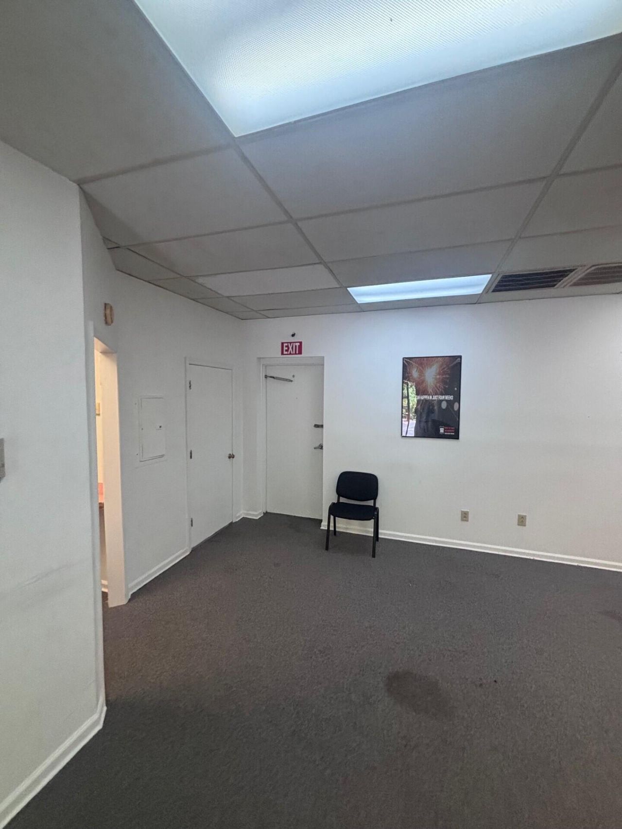 10125 Dorchester Road  Photo 10