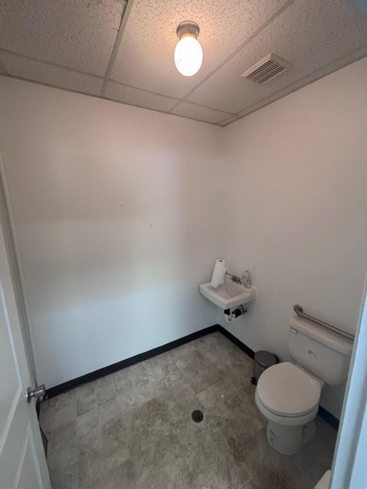 10125 Dorchester Road  Photo 18