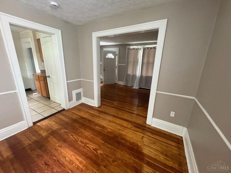 6808 Betts Avenue, North College Hill, OH 45239 Photo 2