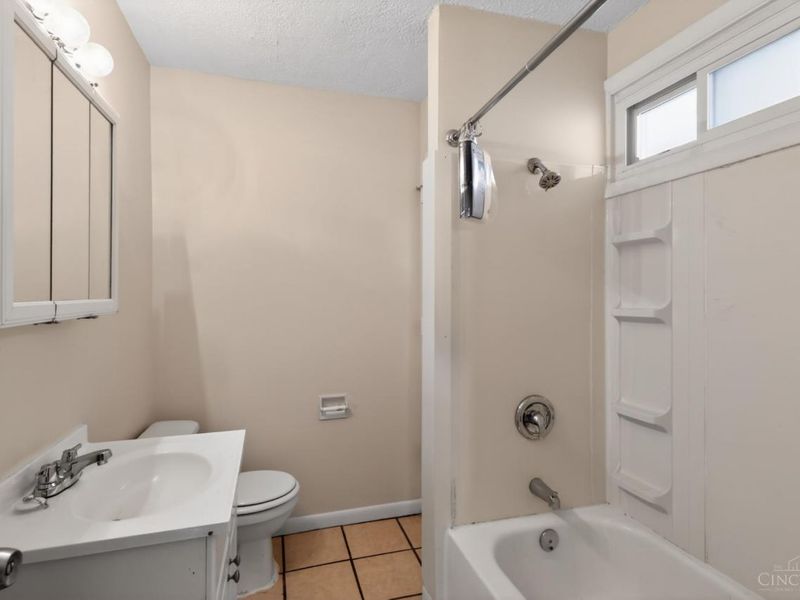 6808 Betts Avenue, North College Hill, OH 45239 Photo 22